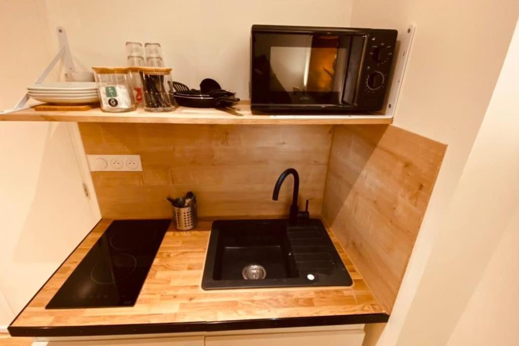Studio Renove Avec Patio, Coeur Du Centre Ville Besancon Luaran gambar